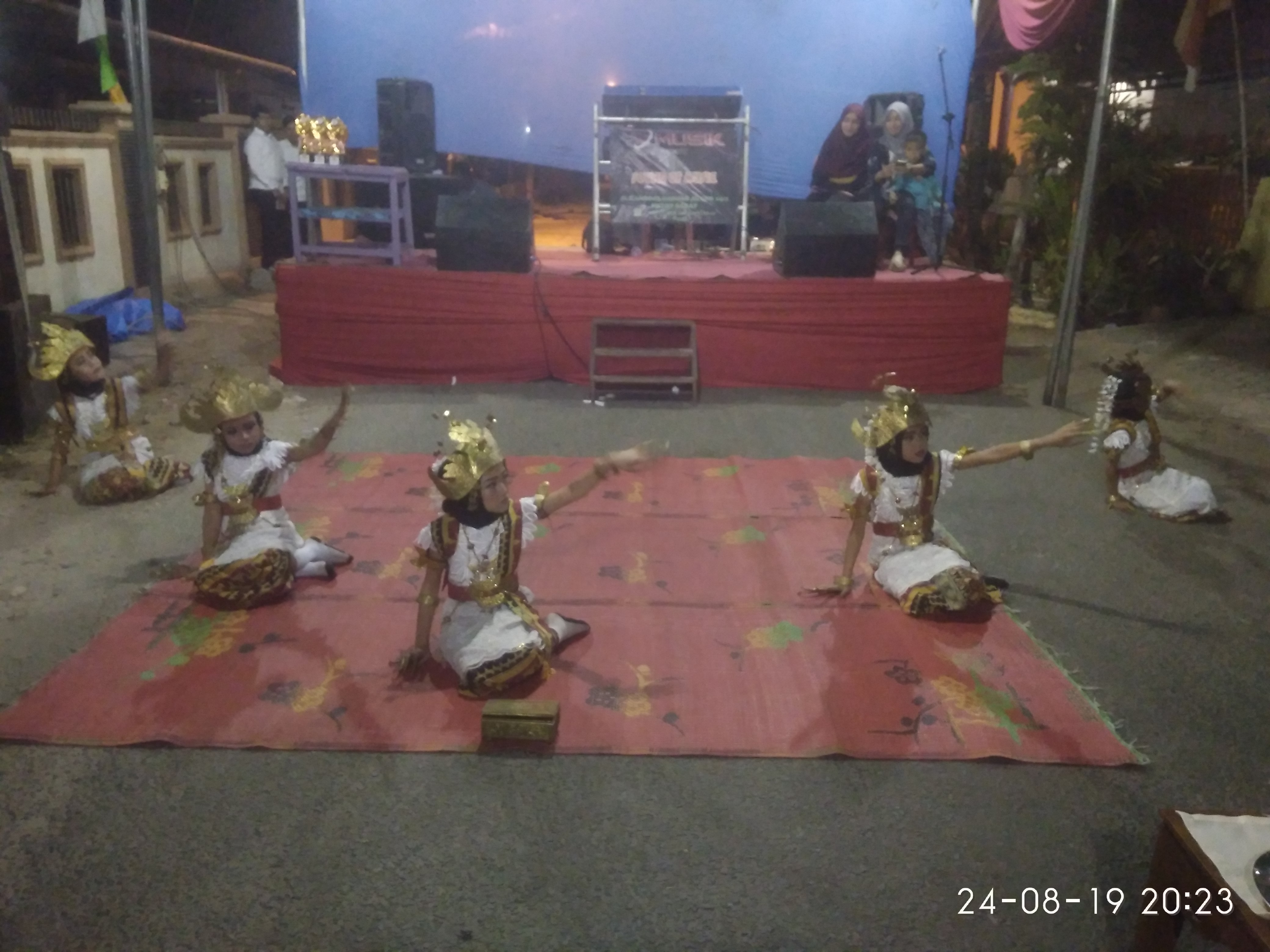 Semarak HUT RI KE – 74 warga perumnas JSP