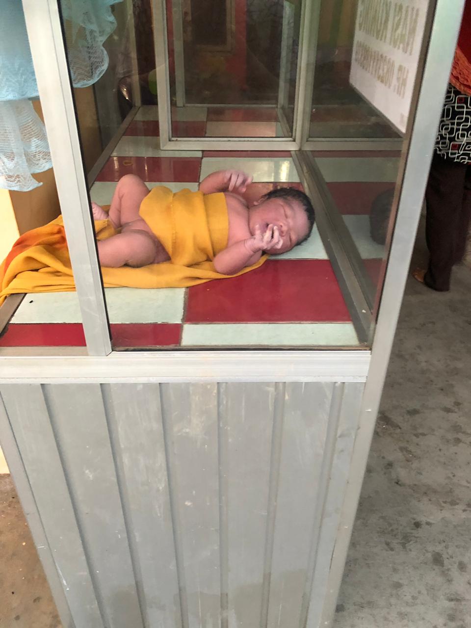 Seorang bayi ditemukan dirumah warga
