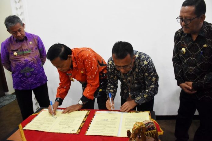 Pemkot berikan jaminan ketenagakerjaan bagi RT/RW