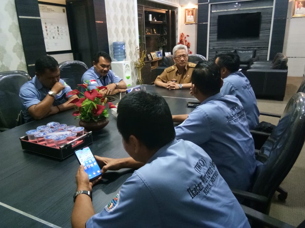 Sekda Kota Metro terima kunjungan perwakilan PD IWO