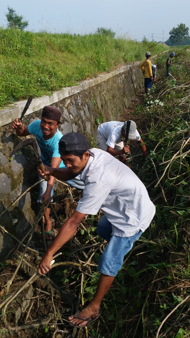 Warga Dusun III Sumberejo Lakukan Gotong Royong