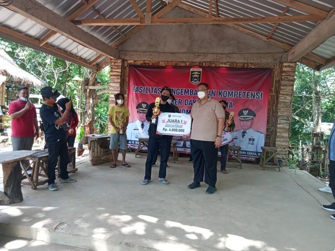 Tingkatkan Ekonomi Kreatif, Disporapar Kota Metro Gelar Lomba Mural