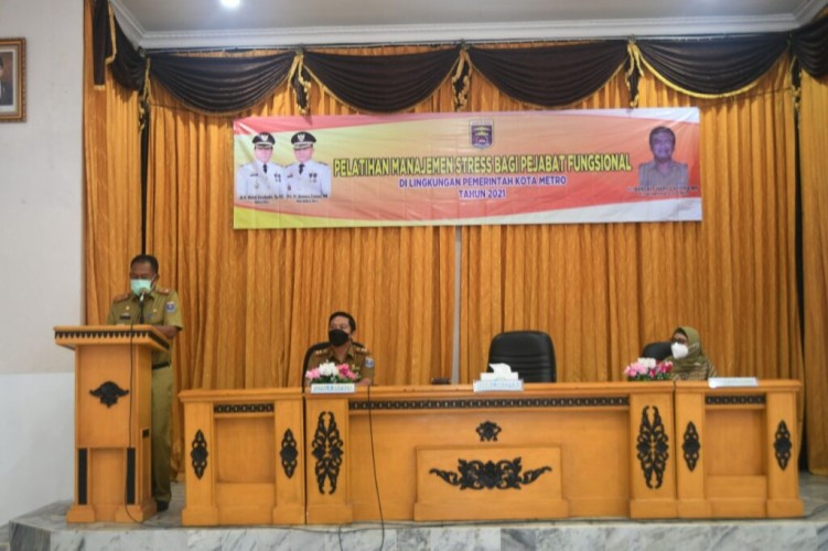 Pemkot Metro Berikan Pelatihan Manajemen Stres untuk ASN Fungsional