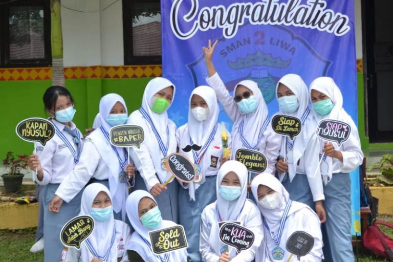 SMAN 2 Liwa Umumkan Kelulusan Siswa Melalui Website Sekolah