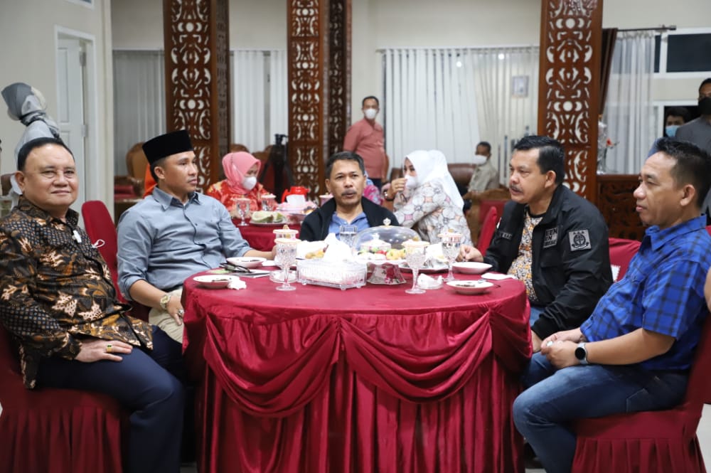 Jalin Silaturahmi, Bupati Lambar Terima Kunjungan Kajati Lampung