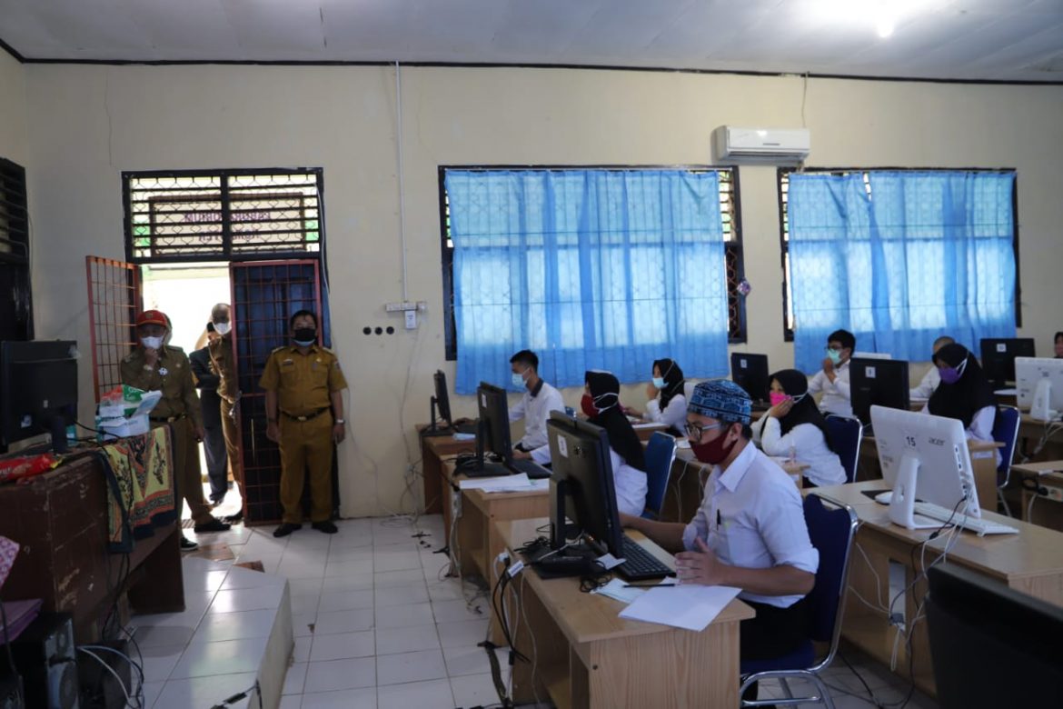 Bupati Lampung Barat Tinjau Pelaksanaan Tes PPPK