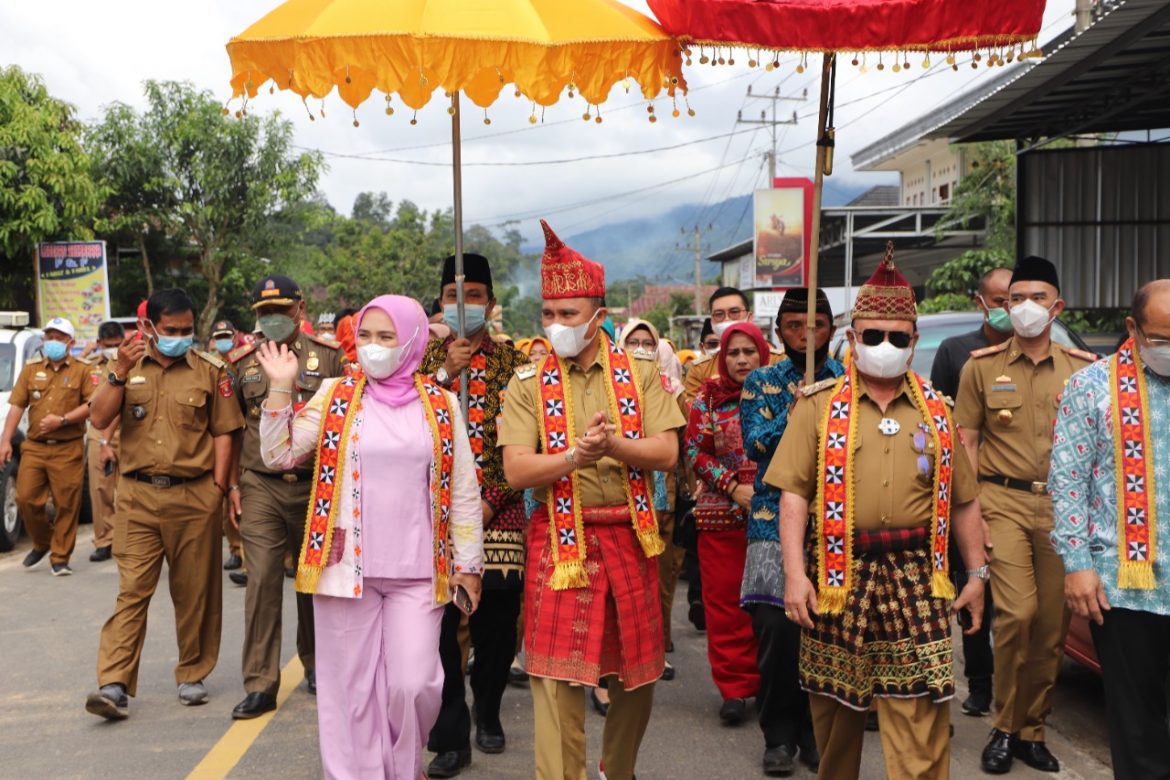 Pemkab Lambar Gelar Lomba Kesrak PKK-KB dan Kesehatan