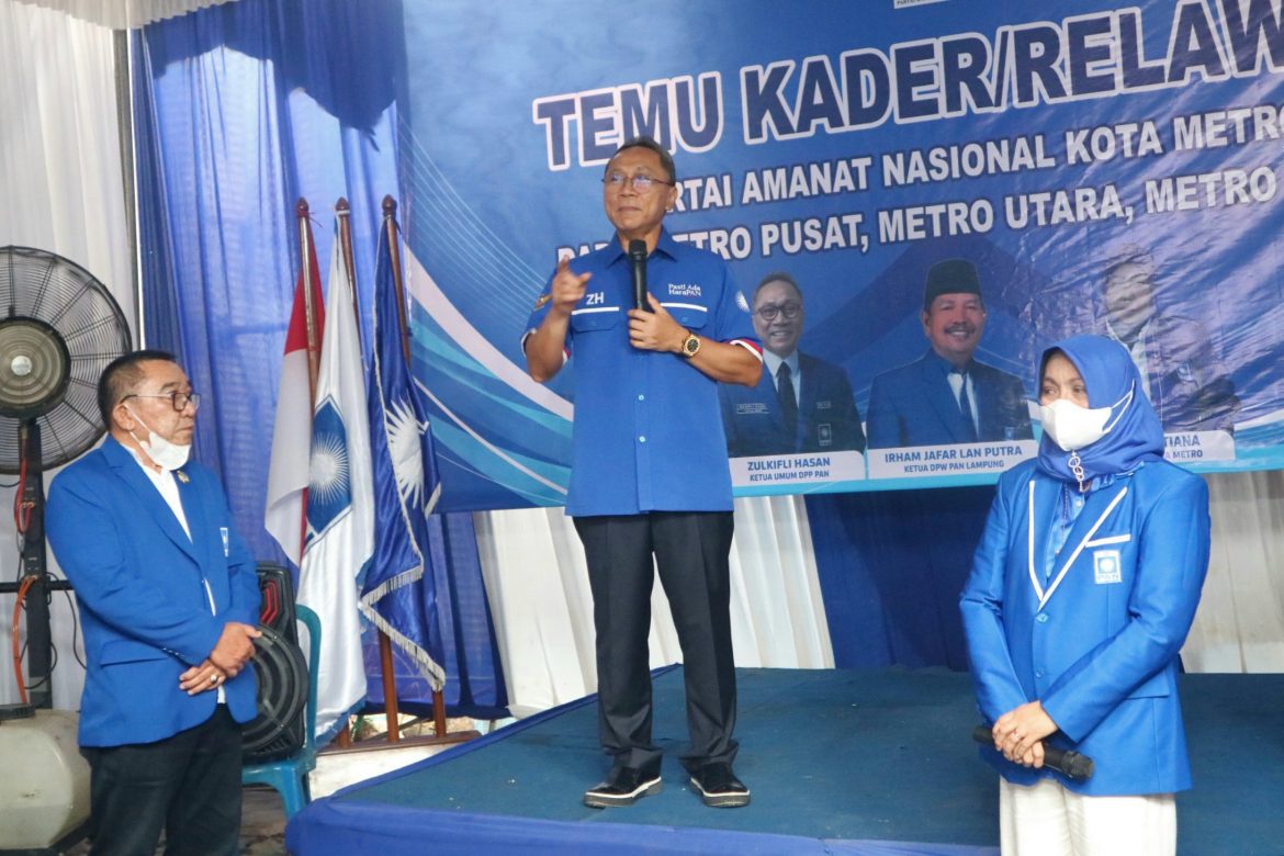 Zulkifli Hasan Hadiri Temu Kader DPD PAN Kota Metro