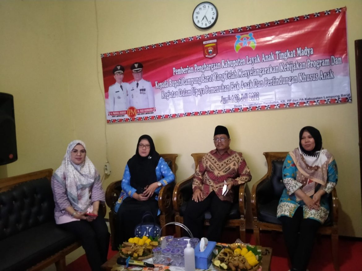 Lampung Barat Raih Prestasi Madya Kabupaten Layak Anak