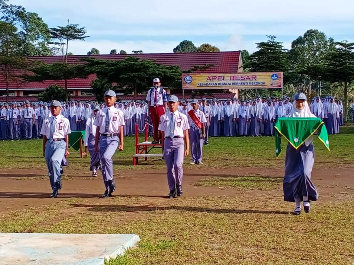 Puluhan Siswa SMKN 1 Liwa Ucapkan Ikrar