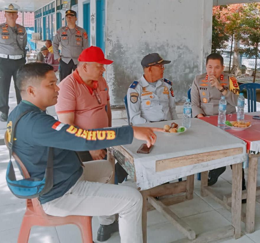 Resmi Menjabat, Kapolres Lampung Barat Kunjungi Terminal Liwa