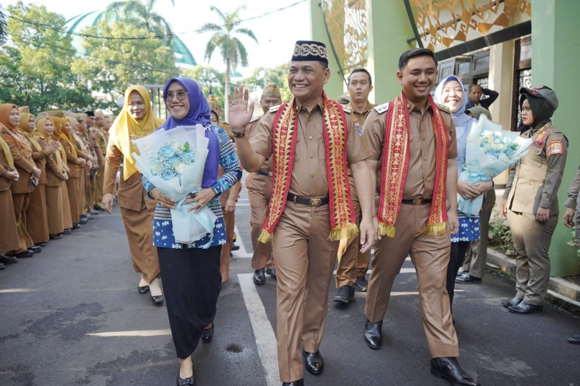 Kembali dari Retreat,  Bambang-Rafieq Langsung Jalankan Amanah