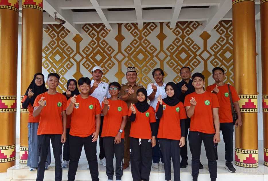 Wali Kota Metro lepas atlet panahan menuju Kejurnas Panahan Junior