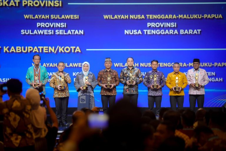METRO Raih Penghargaan TPAKD Awards