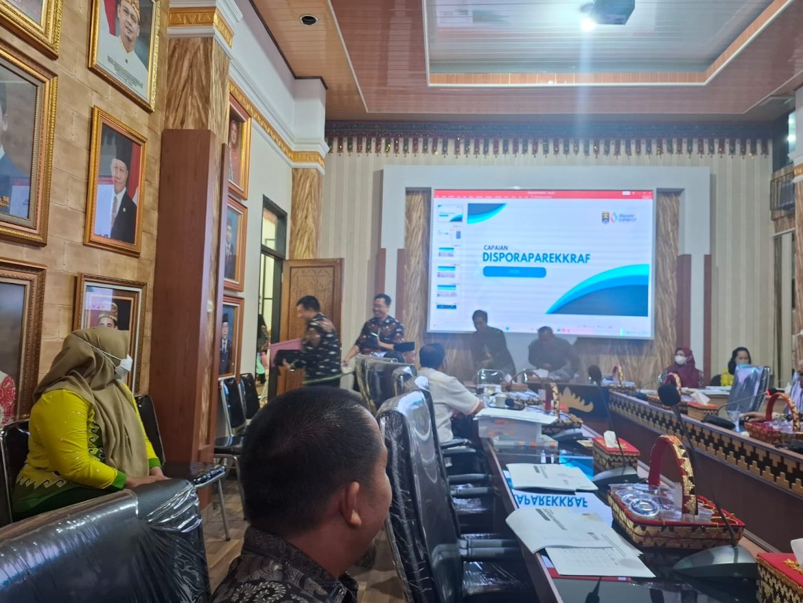 Dihadiri Plt, Pansus DPRD Metro Tolak Perwakilan Diskominfotik